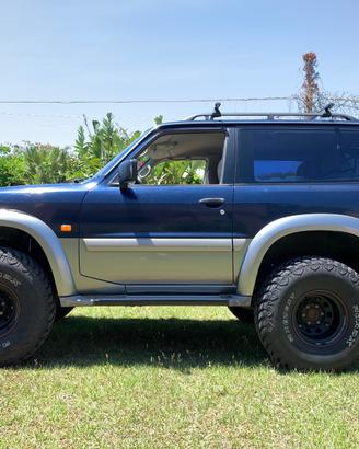Nissan PATROL GR Y61