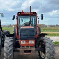 Trattore new holland fiat f100 dt