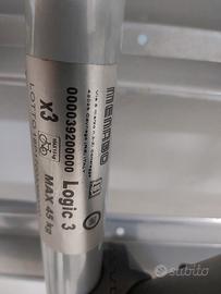 Portabici posteriore per 3 bici