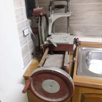Affettatrice antica