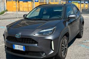 Toyota yaris cross 1.5 hybrid lounge 11/ 2023.