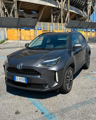 Toyota yaris cross 1.5 hybrid lounge 11/ 2023.