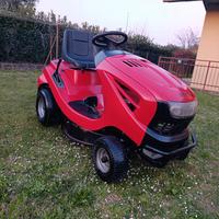 trattorino tagliaerba 