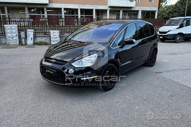 FORD S-Max 2.0 TDCi 163CV Powershift New Titanium