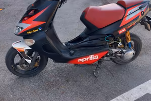 Aprilia sr 50 iniezione v endo ricambi.