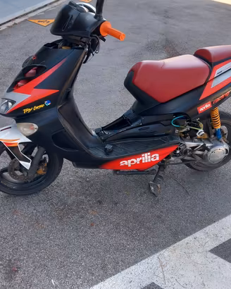 Aprilia sr 50 iniezione v endo ricambi.