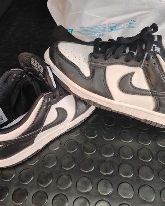 scarpe Nike Panda originali