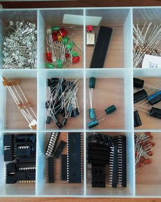 ⚡ Lotto Componenti Elettronici – LED, Resistenze,