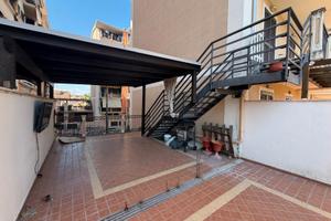Appartamento 4 vani con terrazzo e box-smcv