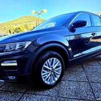 VOLKSWAGEN T-Roc 1.0 TSI Business BlueMotion Tec