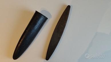 pietra affilacoltelli e attrezzatura giardino