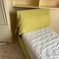 Letto imbottito con  contenitore