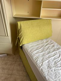 Letto imbottito con  contenitore