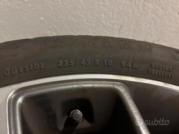 Pneumatici Continental 235 45  18