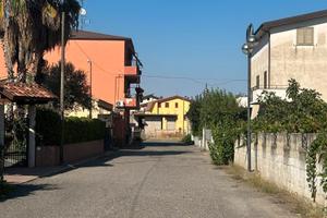 Locale commerciale/magazzino 180 mq