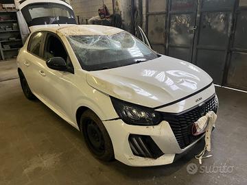Ricambi Peugeot 208 1.2 benzina HM05 2024