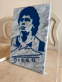 Maradona scolpito su Marmo Bianco Carrara
