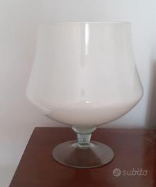 Vaso di vetro opalino
