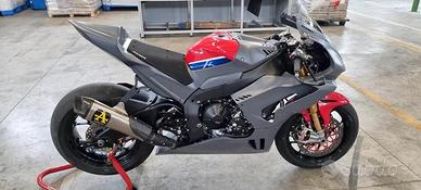 Honda CBR 1000 RR pronta pista