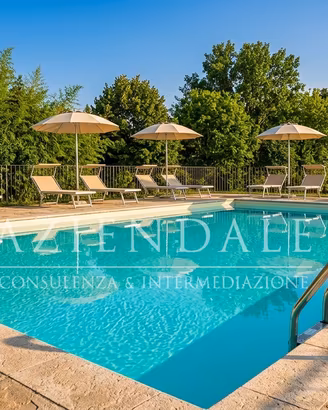 Room And Breakfast di Prestigio con Piscina
