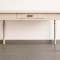 Antica scrivania di scuola