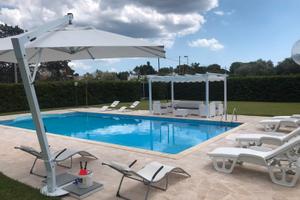 Villa con piscina Marina Leporano