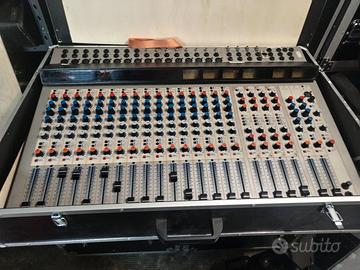 mixer 16 canali