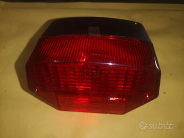 fanalino posteriore moto enduro marchio Acerbis. 