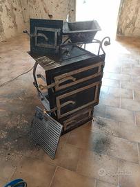 Struttura in ferro per vecchi forni