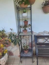 mensola in ferro con piante
