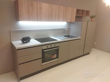 Cucina nuova da mobilificio