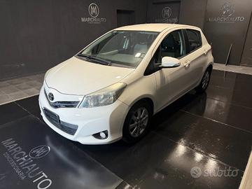 TOYOTA Yaris 1.3 5 porte Lounge