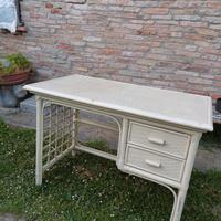 Scrivania in bambù bianca 