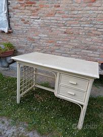 Scrivania in bambù bianca 