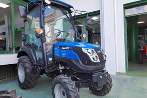 Trattore SOLIS 26 (9+9) con cabina