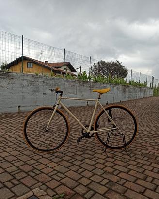 Bicicletta freno a pedale