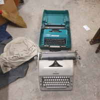 Macchina da scrivere olivetti studio 45