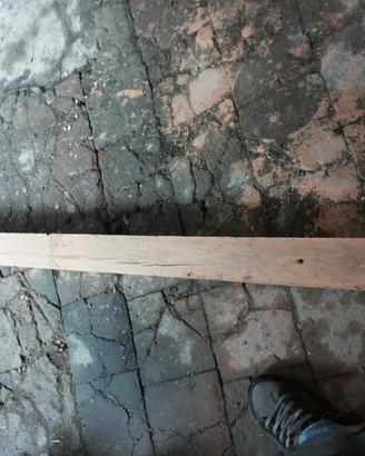 Paletti recinzione in solido legno