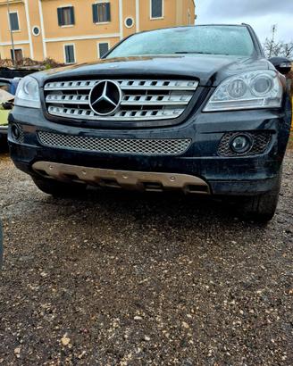 Ricambi  Mercedes Ml 320 cdi anno 2009