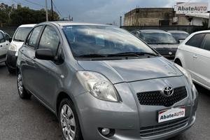 Toyota Yaris 1.0 5 porte