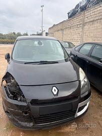 RICAMBI RENAULT SCENIC 1.5 DIESEL ANNO:2010