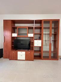 Soggiorno con Vetrine -