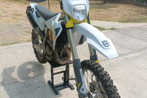 Husqvarna FE 350 2021 125 ore 
