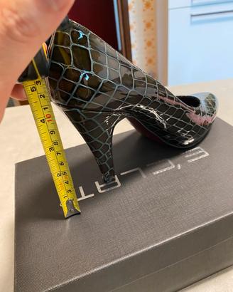 Scarpa  in pelle €20  + borsa tutte insieme €50