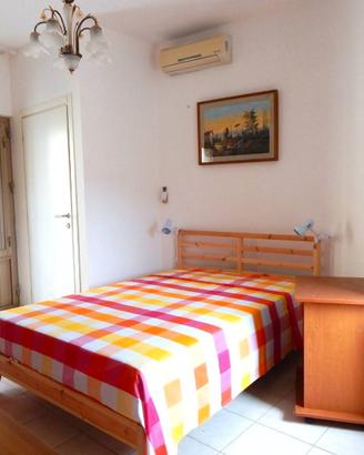 CASA RISTRUTTURATA CON VISTA UNICA SU IBLA