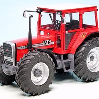 Modello Trattore Massey Ferguson 1132 Schuco 1:32