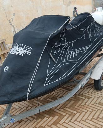 Moto d’acqua sea doo rxt255