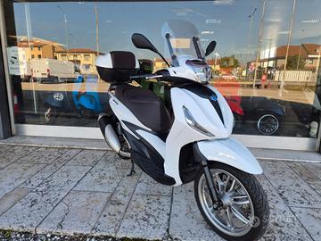 Beverly 310 HPE 2024 18000 KM