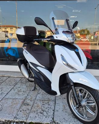 Beverly 310 HPE 2024 18000 KM