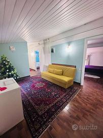 Attico / Mansarda di 125 m² con più di 5 locali e 